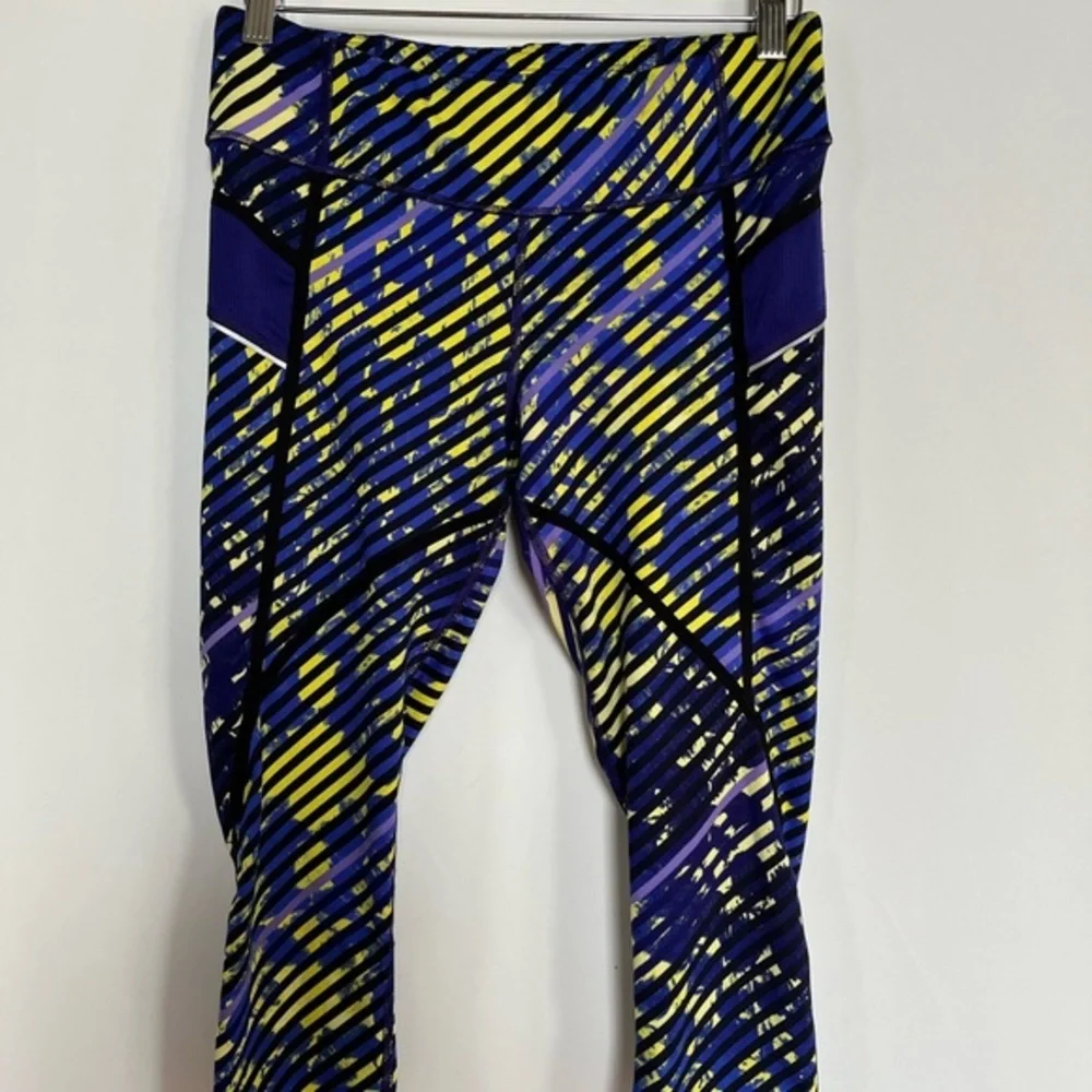 Athleta‎ Capri Crop Lightweight Blue Yellow Leggings Size S